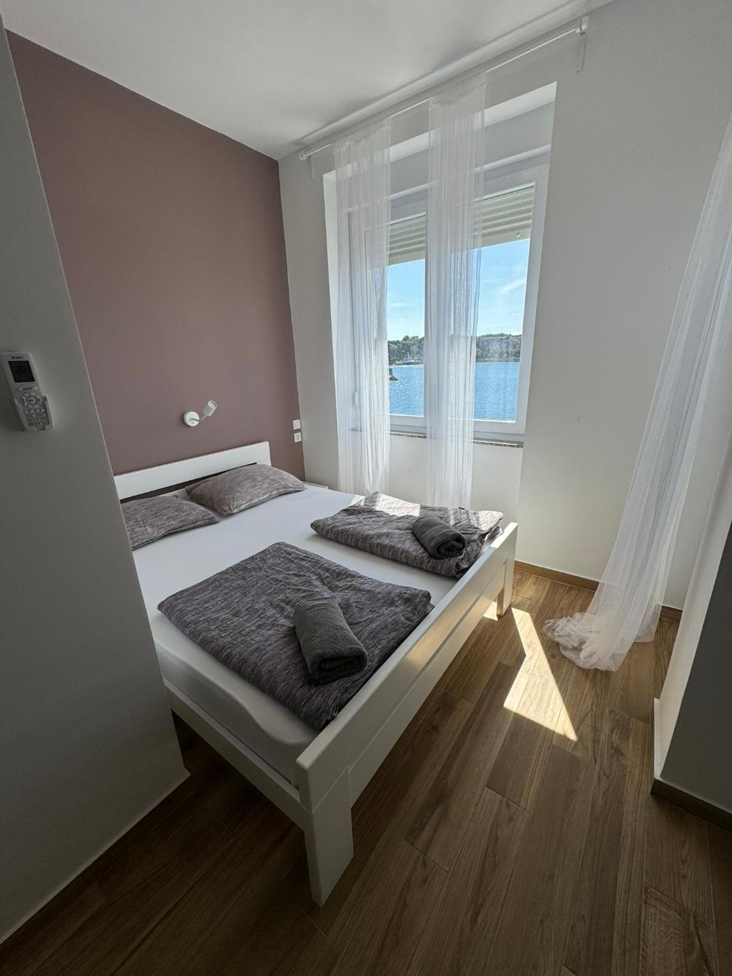 Villa Lovorka By Villa Eva Omisalj Room photo