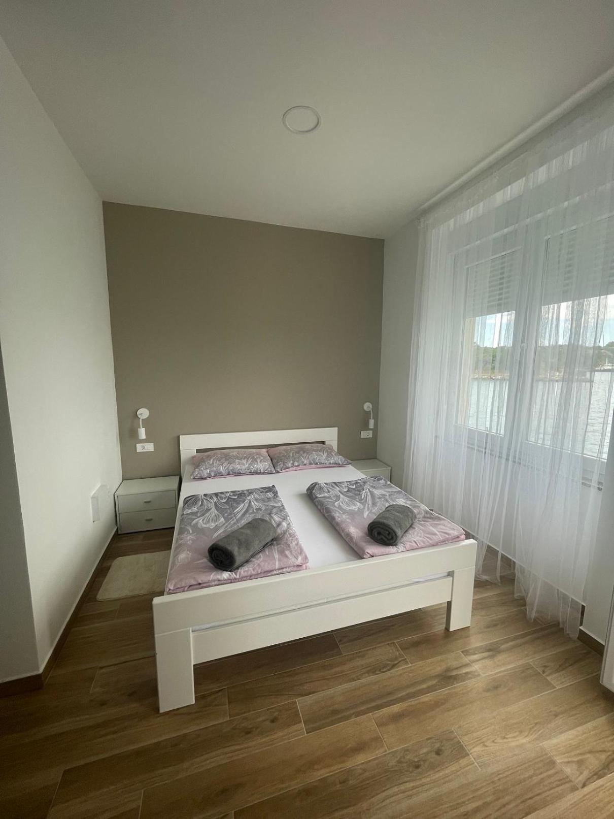 Villa Lovorka By Villa Eva Omisalj Room photo